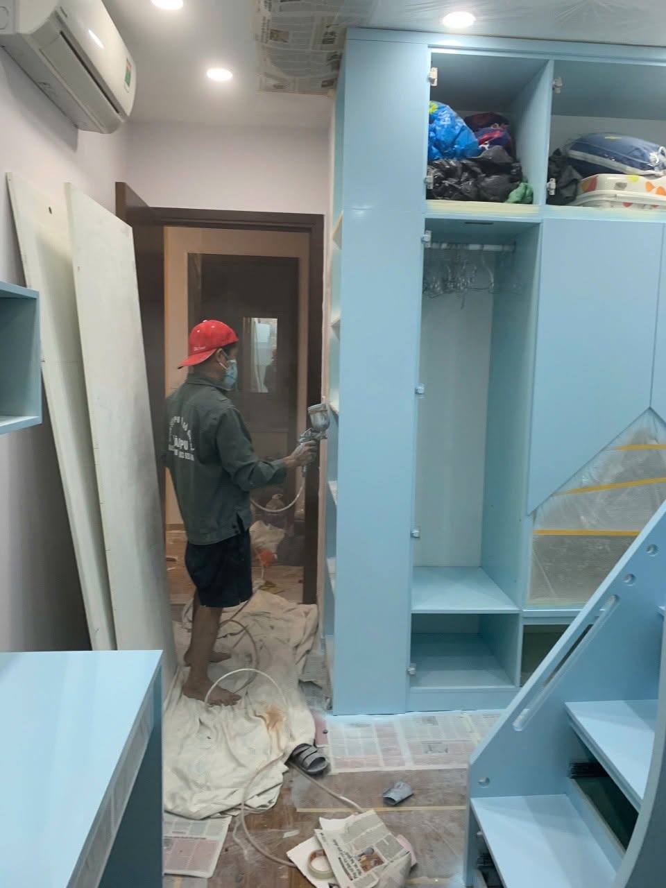 Sơn Nội Thất Gỗ Tại Hà Nội – Làm Mới Đồ Gỗ Cũ Trong Nhà